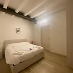 Apartment Santa Cecilia Wine