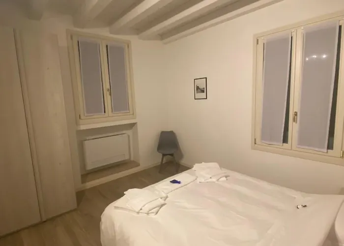 Santa Cecilia Wine Апартаменты Верона